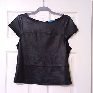 Alice + Olive Black 100% lambs leather from Italy, size M top with cap sleeves